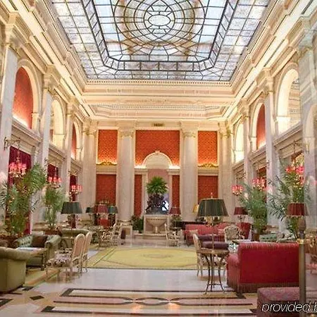 Avenida Palace Hotell 5*