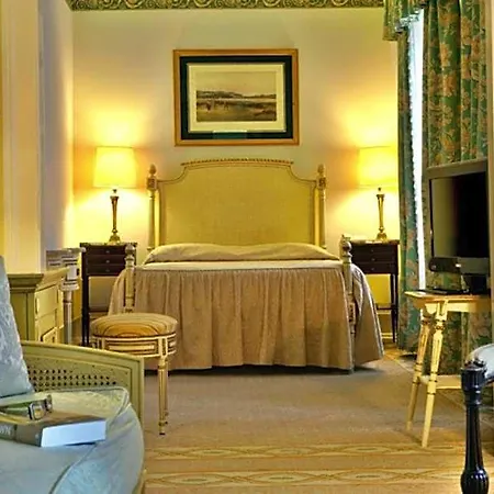 Avenida Palace 5*