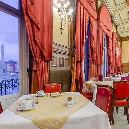 Ξενοδοχείο Avenida Palace 5*