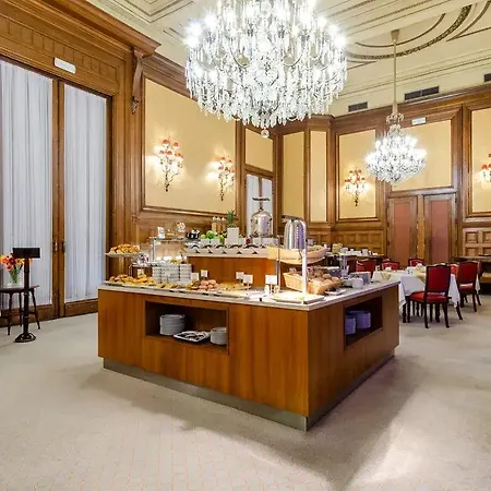 Avenida Palace 5* Lisbon