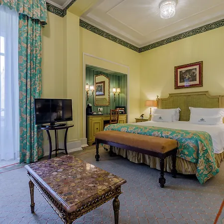 Avenida Palace 5* Lisbon