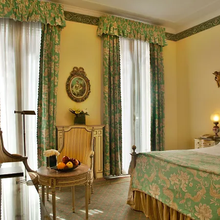 Avenida Palace Отель